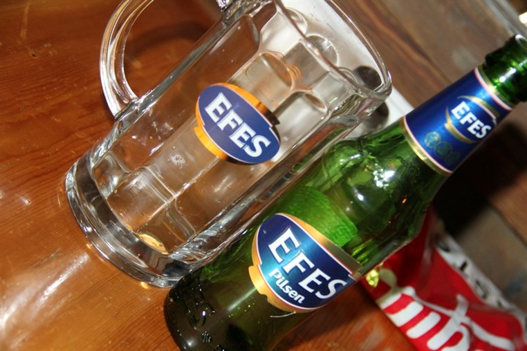 Efes at Caffe Hamra